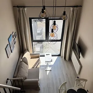 https://apartament-41-lofty-nad-warta.poznan-hotels.com