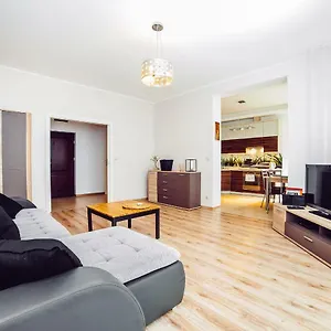 https://apartament-chopin.kolobrzeghotels.com